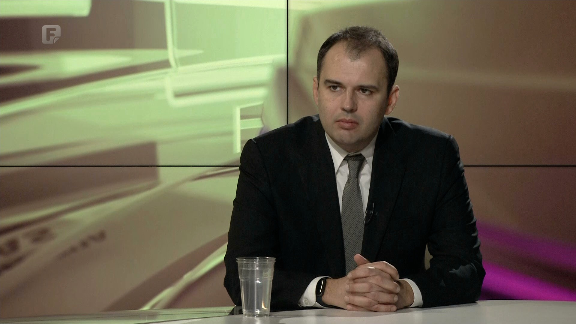 Bajrović u Rezimeu: Od EU nema ništa, Schmidt kao na safariju
